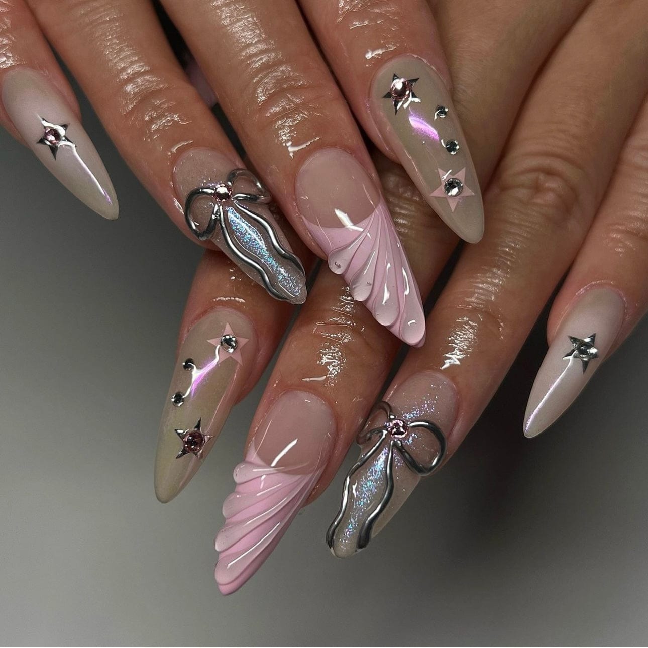 bow design nails